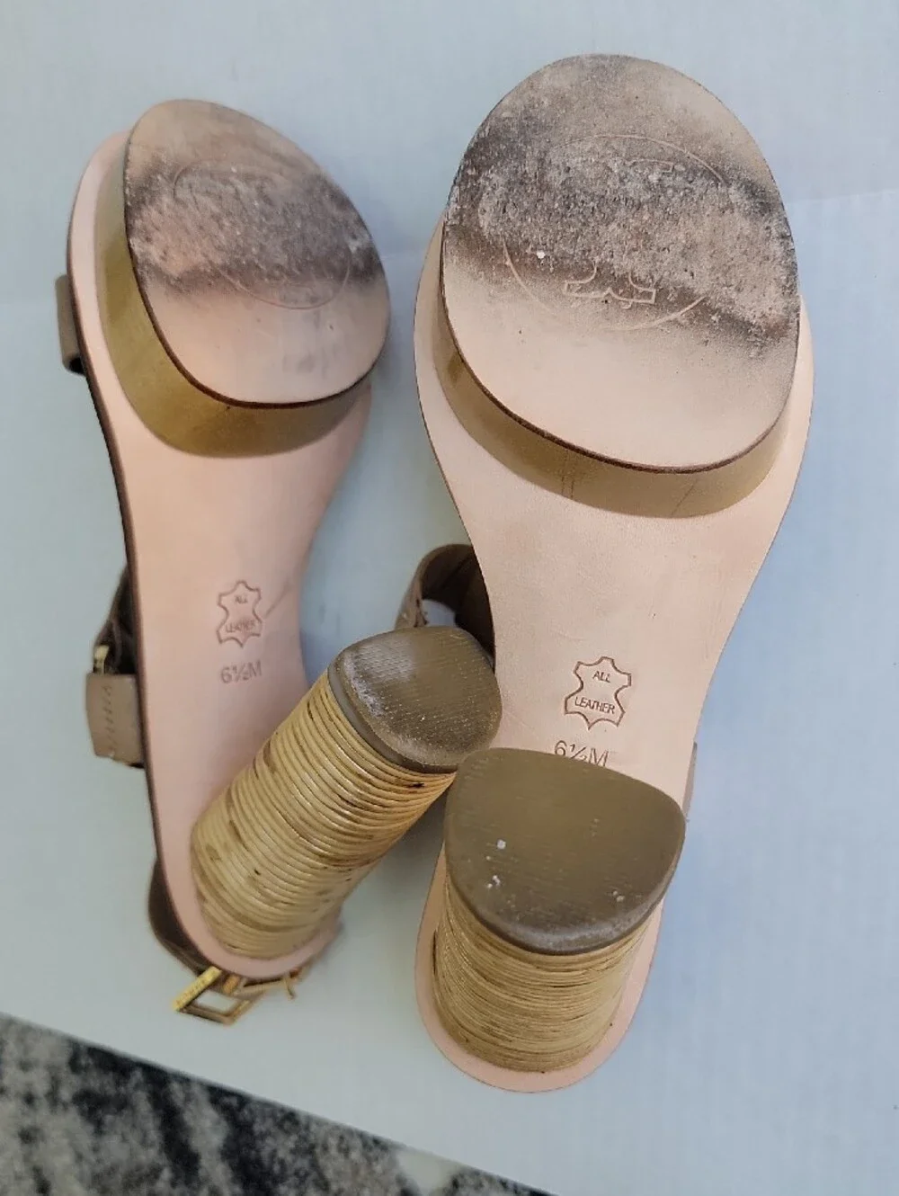 Tory Burch Beige Leather T-Strap Sandals with Gold Logo